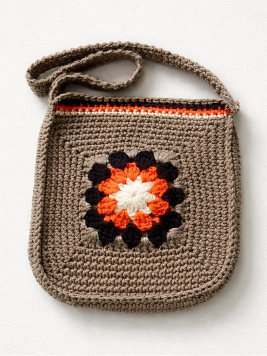 Vintage Handbags - Vintage Mr. D Made in Italy 100% Wool Crochet Snap Closure Shoulder Bag